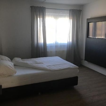 Hotel Auszeit Im Euro Rastpark Гуксхаген Екстериор снимка